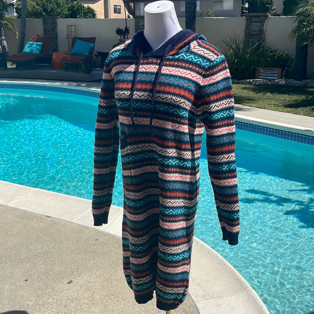 Cozy boho sweater dress with hoodie and front patch pocket | Size Small